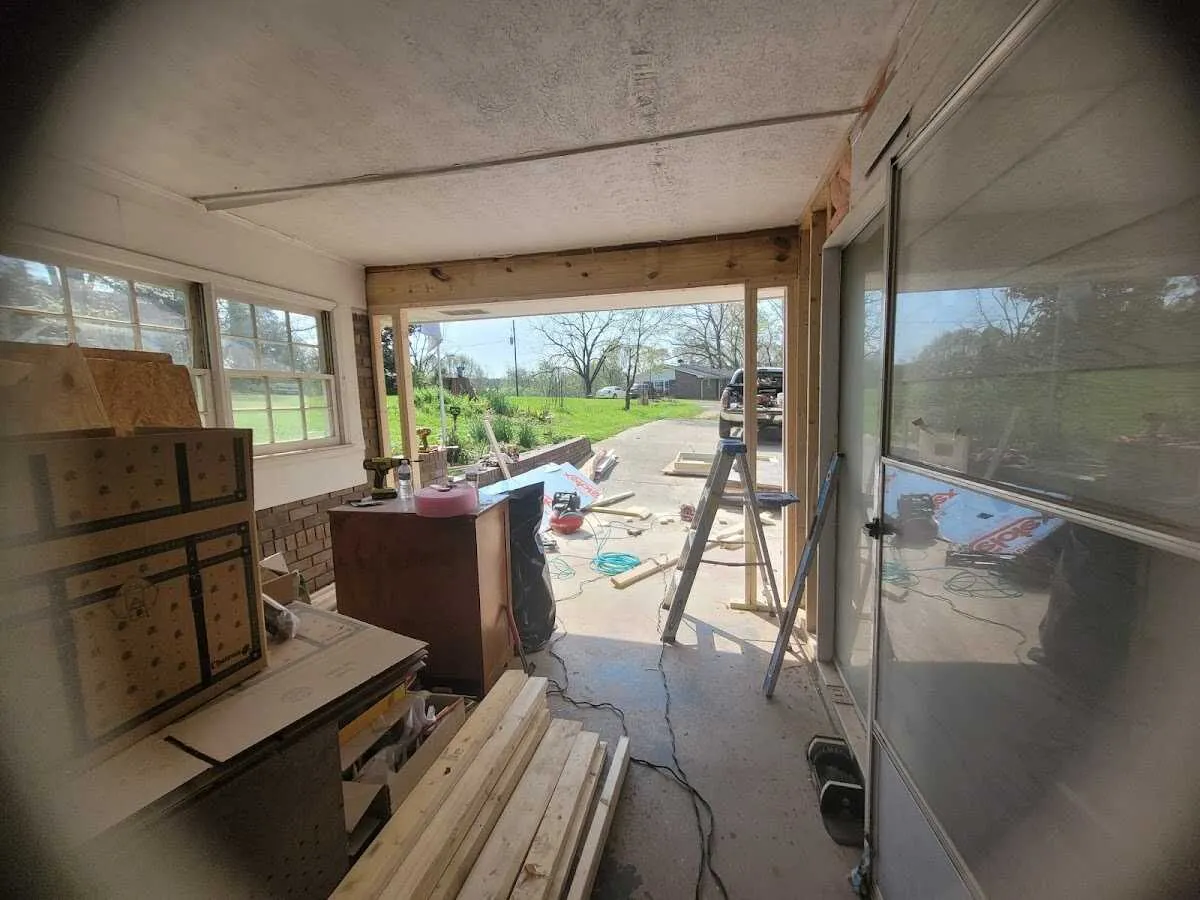 Air movers and dehumidifier for Water Mitigation Services in Bostonia